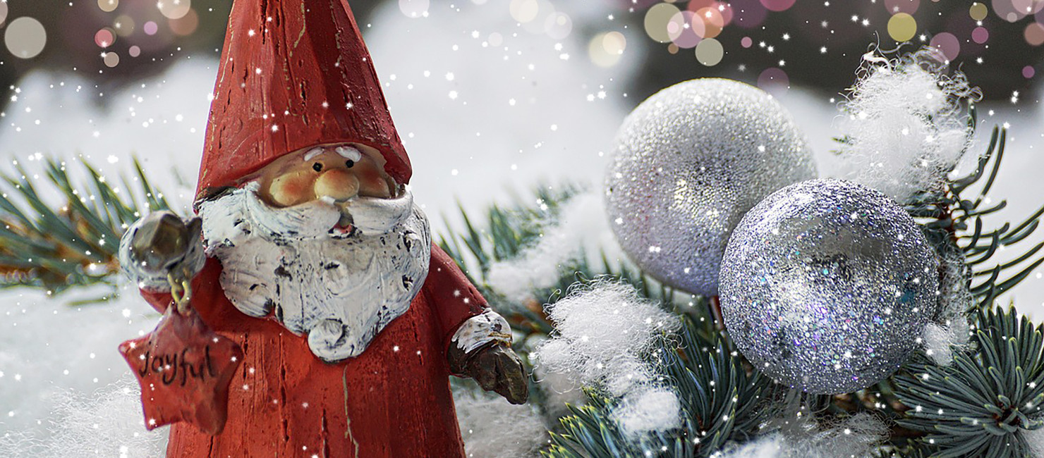 Weihnachtenekoration mit Nikolaus